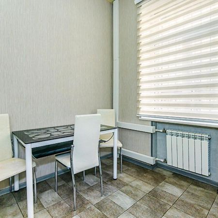 Azneft Square Deluxe Apartment Baky Esterno foto