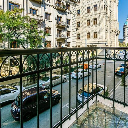 Azneft Square Deluxe Apartment Baky Esterno foto