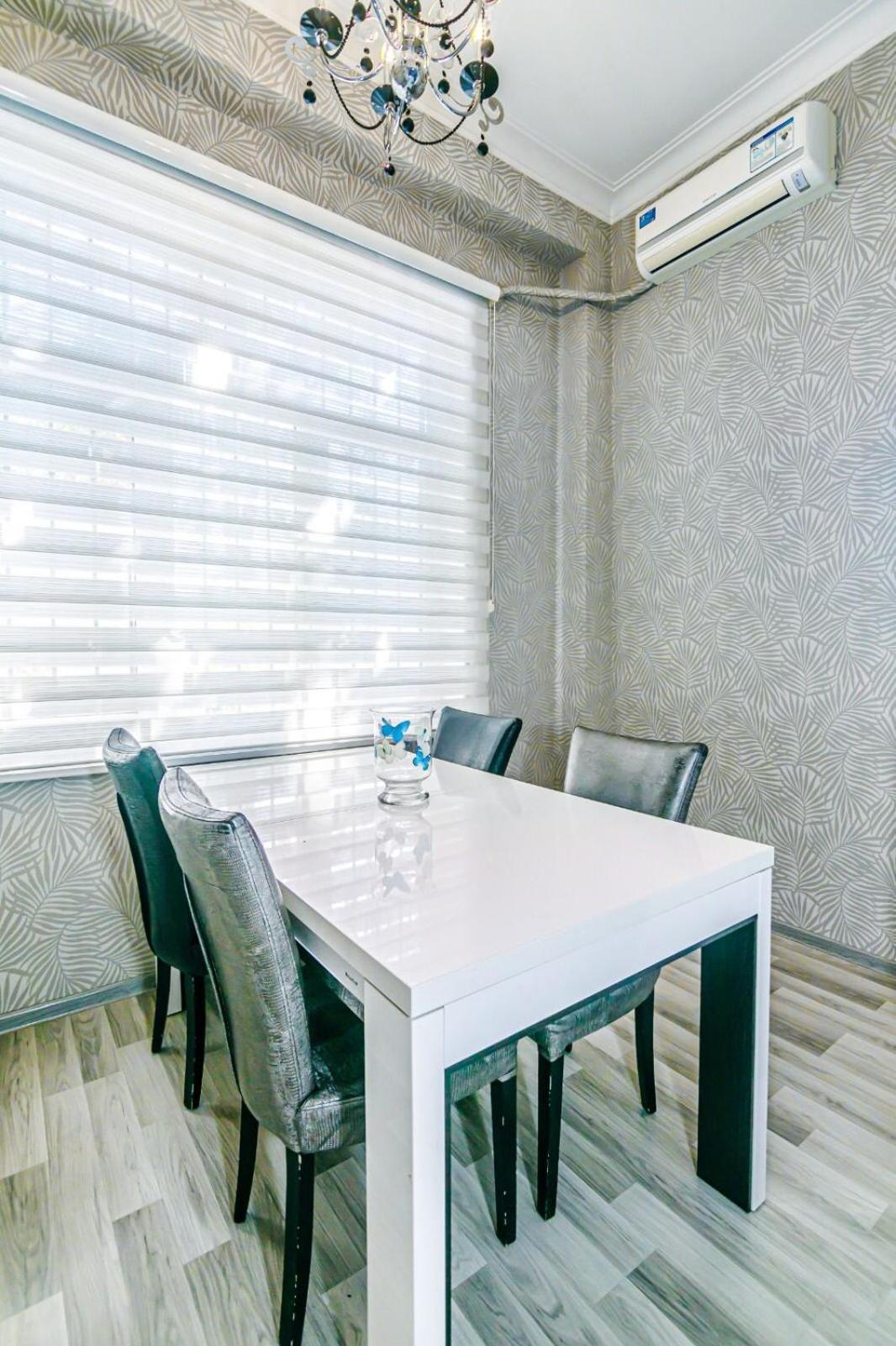 Azneft Square Deluxe Apartment Baky Esterno foto