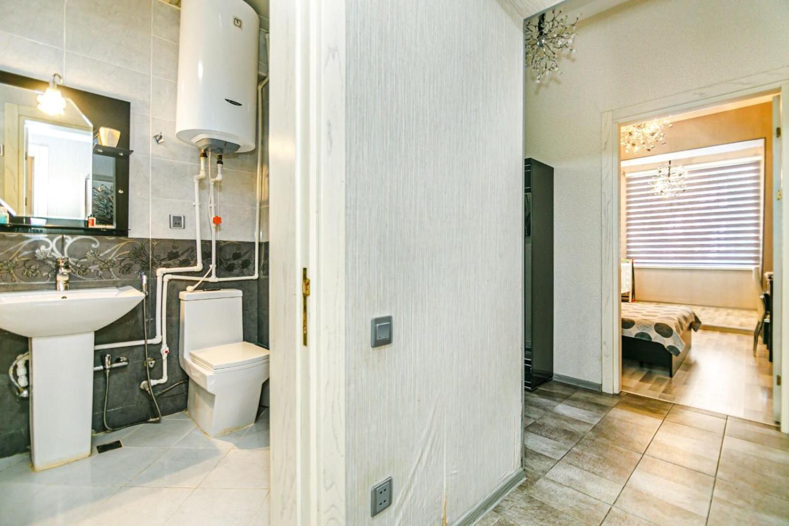 Azneft Square Deluxe Apartment Baky Esterno foto