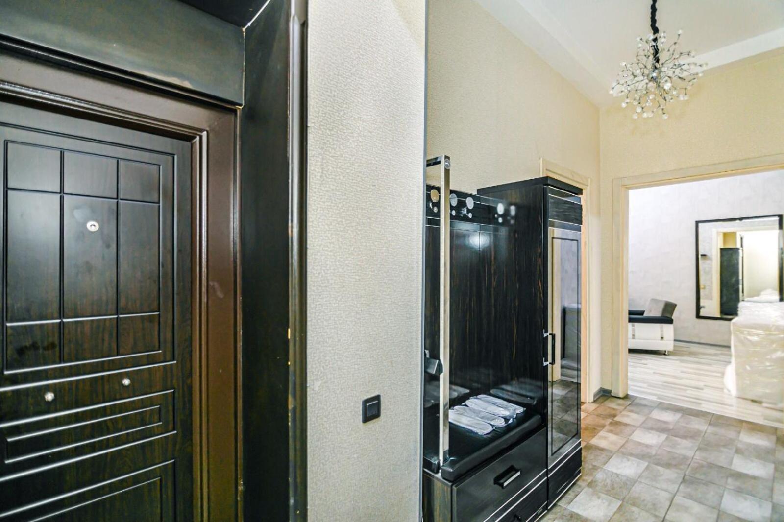 Azneft Square Deluxe Apartment Baky Esterno foto