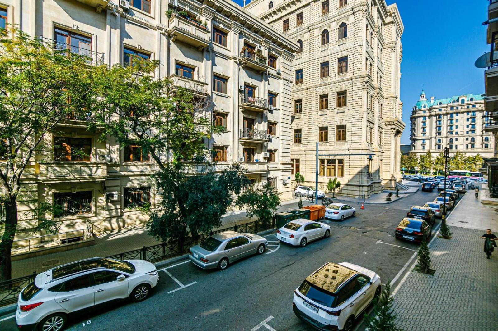Azneft Square Deluxe Apartment Baky Esterno foto